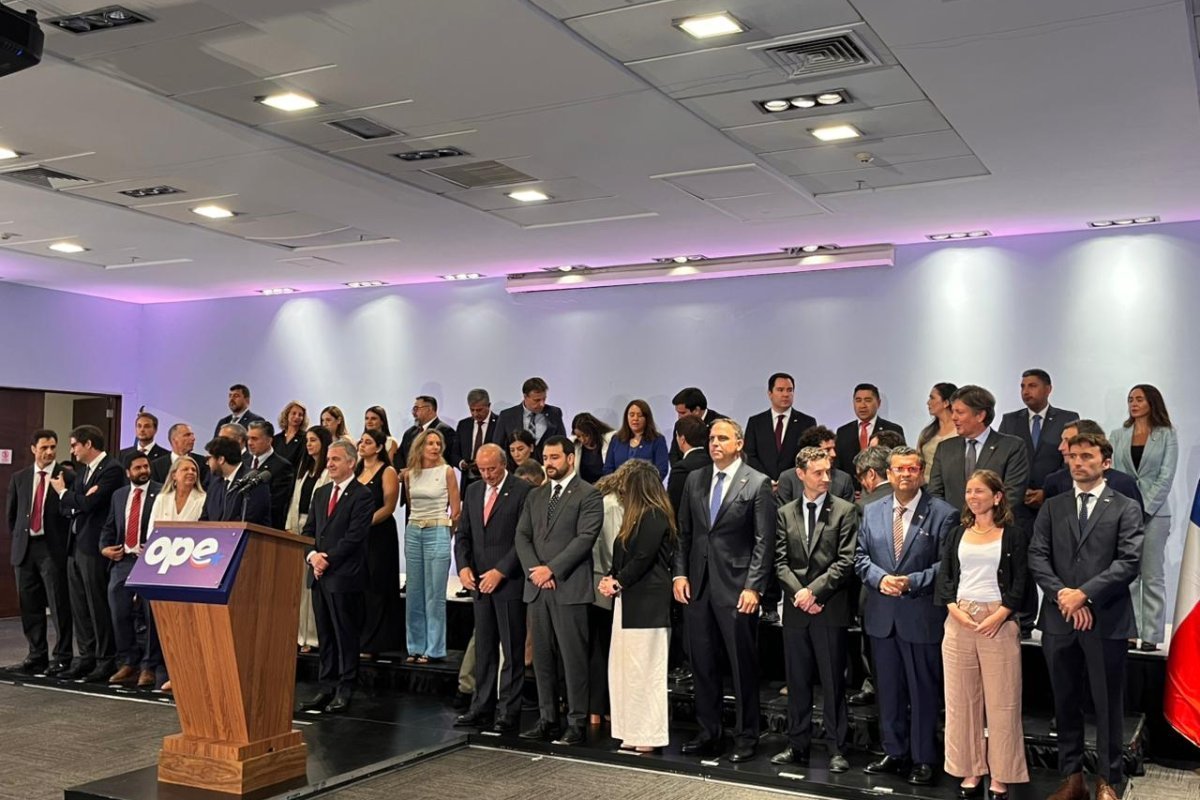 <p>El Presidente electo anunció el sábado a su equipo de subsecretarios y delegados presidenciales regionales.</p>