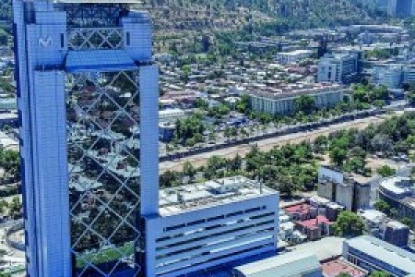 <p>Telefónica España vende su negocio en Chile a francesa NJJ y Millicom en US$1.215 millones</p>
