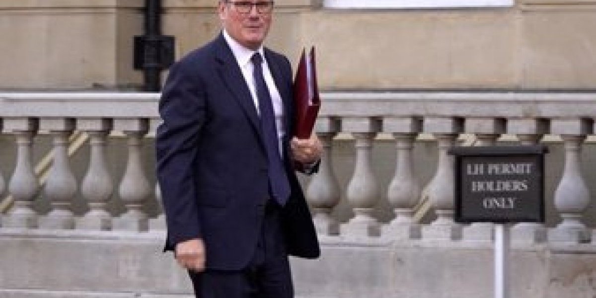 <p>Ahora en DF | Starmer afirma que no está "dispuesto" a dimitir tras el caso Epstein</p>