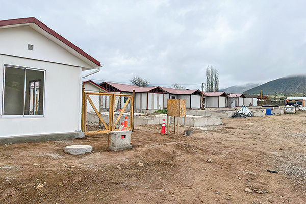 En medio de críticas por la lenta respuesta tras incendios, Contraloría aprueba cambio normativo que agiliza la reconstrucción de viviendas