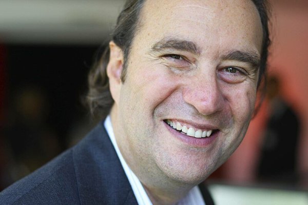 <p>Quién es Xavier Niel, el multimillonario francés que irrumpió como nuevo dueño de los activos de Telefónica Chile</p>