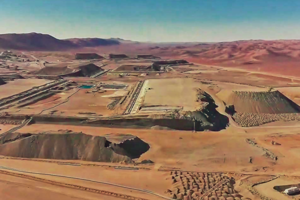 <p>Firma australiana acuerda adquirir el 51% de proyecto cuprífero Sierra Atacama, vinculado a Martín Borda</p>