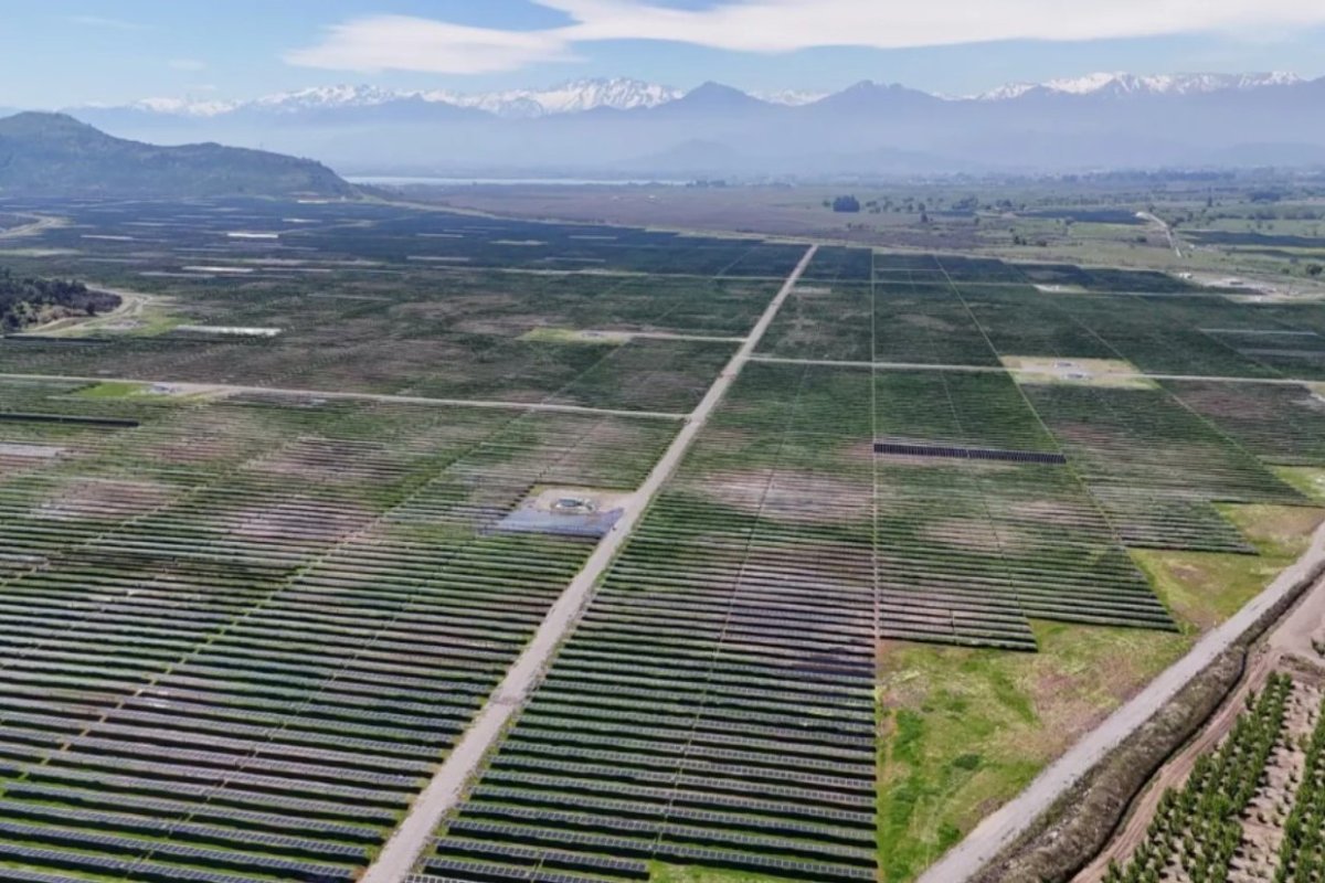 <p>Grenergy obtiene US$ 355 millones para su plataforma Central Oasis en Chile</p>