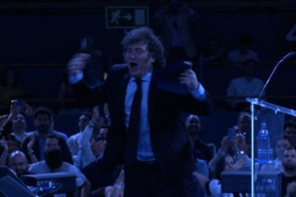 <p>Ahora en DF SUD | El Senado de Argentina aprueba la reforma laboral, la medida estrella de Milei</p>