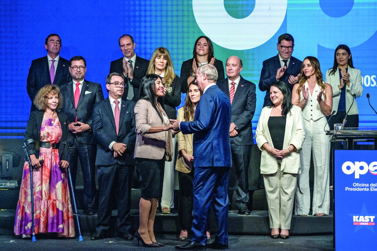 <p>Futuro Gobierno comienza a apretar el cinturón: instruye reducir al menos 15% de gasto en gabinetes</p>