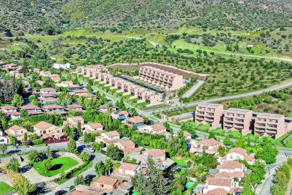 Portazo judicial a Enaco: rechazan suspender nuevo plan regulador de Lo Barnechea