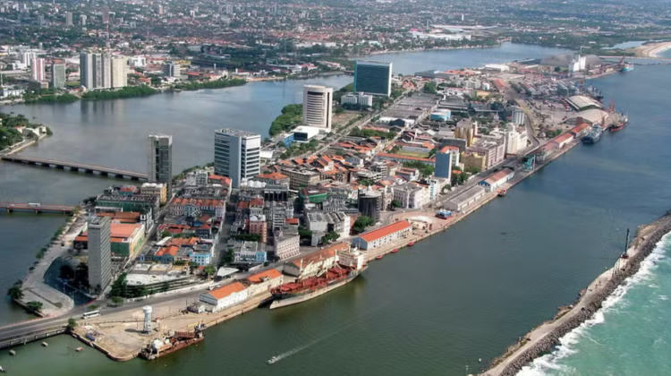 <p>El sector portuario en Brasil abre 2026 con subasta de cuatro terminales y US$ 43 millones en obras</p>