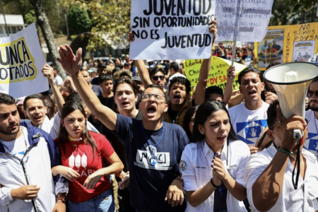 "No tenemos miedo": los venezolanos celebran el primer atisbo de reformas