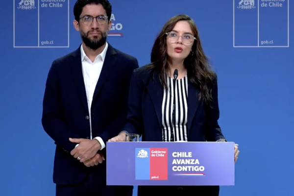 <p>Gobierno se defiende por deterioro fiscal: “El gasto contenido y menos crecimiento de deuda es la demostración de que hay una responsabilidad ”</p>