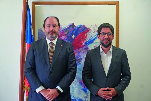 Reducción de jornada y reforma de pensiones destacan en primera bilateral en el Ministerio del Trabajo