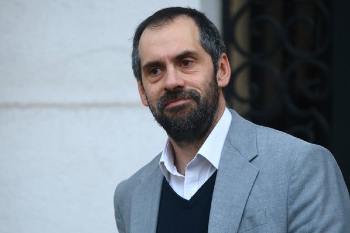 <p>El receso legislativo más activo de la oposición: parlamentarios coordinan medidas fiscalizadoras contra Grau</p>