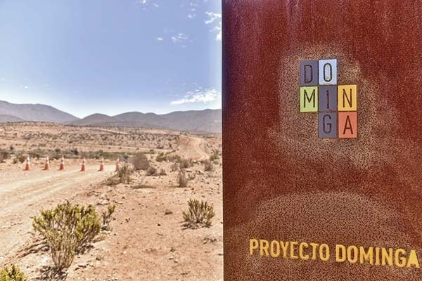 <p>El proyecto minero portuario Dominga lleva 12 años en tramitación ambiental.</p>