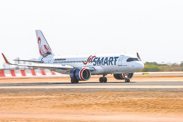 <p>Jetsmart se suma a la IATA y será la tercera aerolínea del país en el gremio internacional</p>