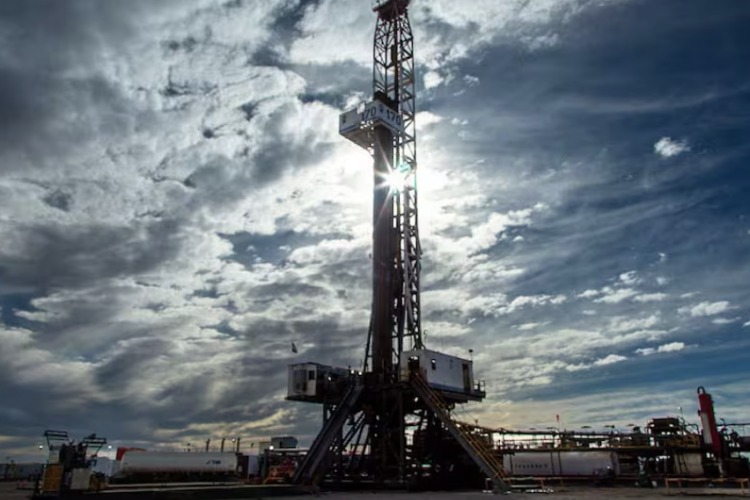 <p>En medio del cierre de empresas en Argentina: ¿Vaca Muerta es suficiente para absorber el empleo industrial que se está perdiendo?</p>