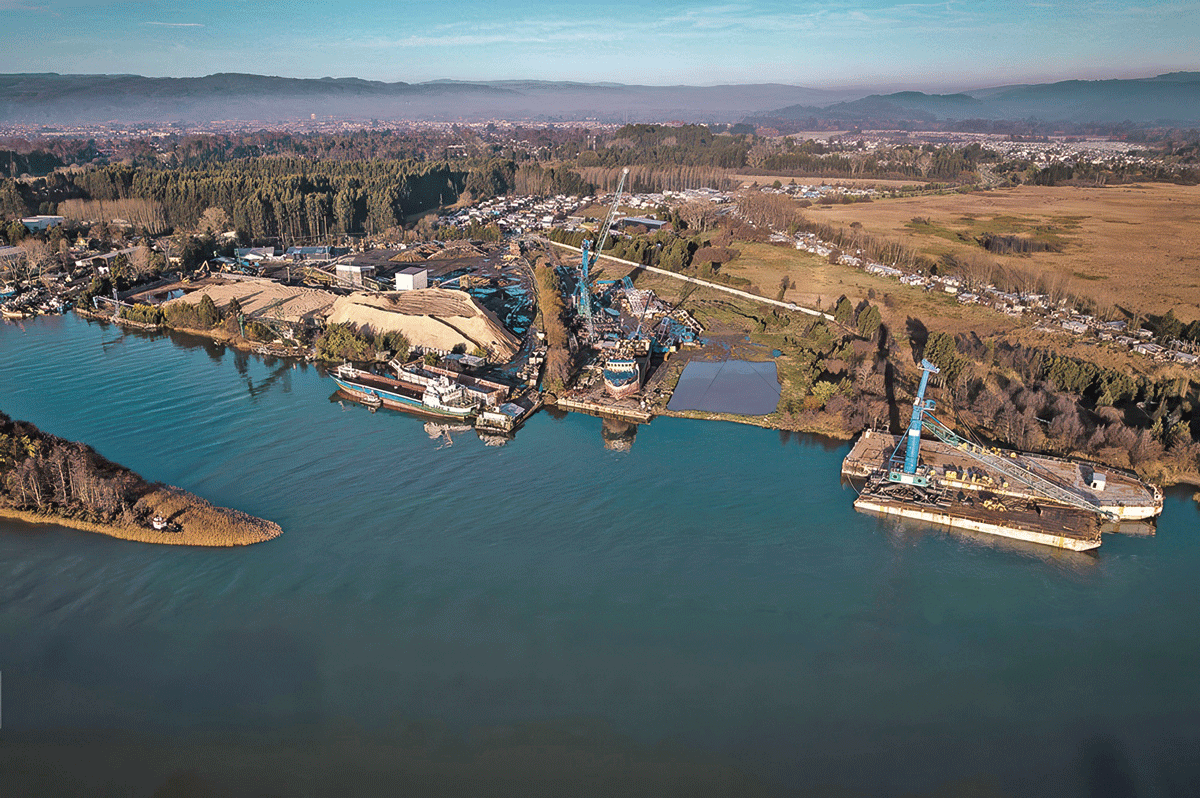 <p>Portuaria Corral instala domo de US$ 3,5 millones para mitigar impactos ambientales en operaciones del terminal</p>