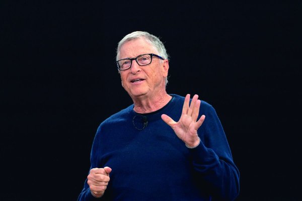 <p>Gates en la reunión del WEF en Davos, hace poco más de un mes. Foto: Bloomberg</p>