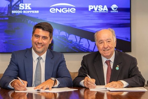 <p>Juan Eduardo Errázuriz, presidente ejecutivo de Sigdo Koppers (SK) y Juan Villavicencio, CEO de Engie Chile.</p>