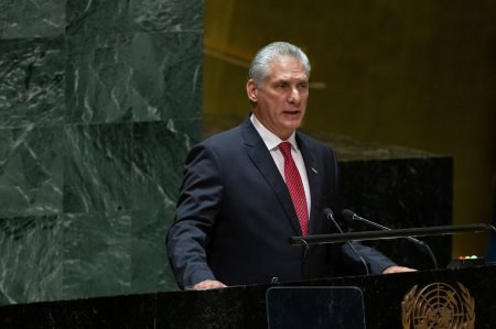 Cuba promete defenderse contra "agresión terrorista y mercenaria"