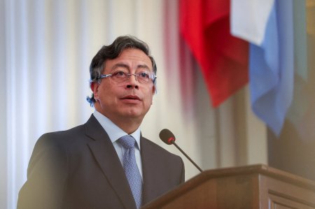 Presidente Petro abre la puerta a suministrar energía de Colombia a Venezuela