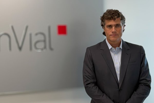 <p>Andrés Bulnes y la expansión de LarrainVial: “En cinco años EEUU será nuestro principal mercado de distribución”</p>