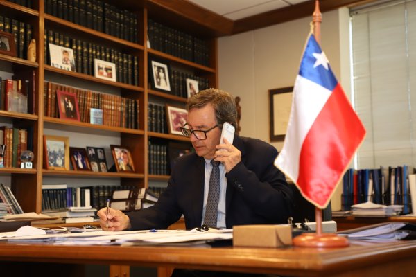 Cómo se prepara Fernando Barros para desembarcar en Defensa