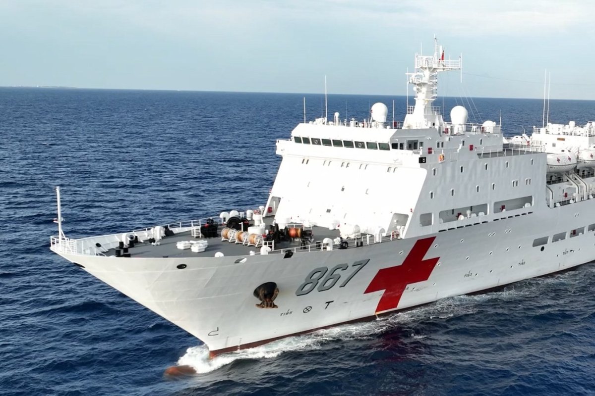 <p>¿Nuevas tensiones con Beijing? Rechazan operativo sanitario de buque-hospital chino que recaló en Valparaíso</p>