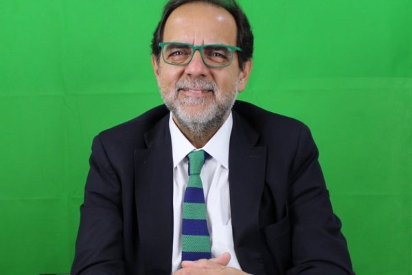 <p>La cruzada de Jaime Mulet por salvar a su partido de la disolución</p>