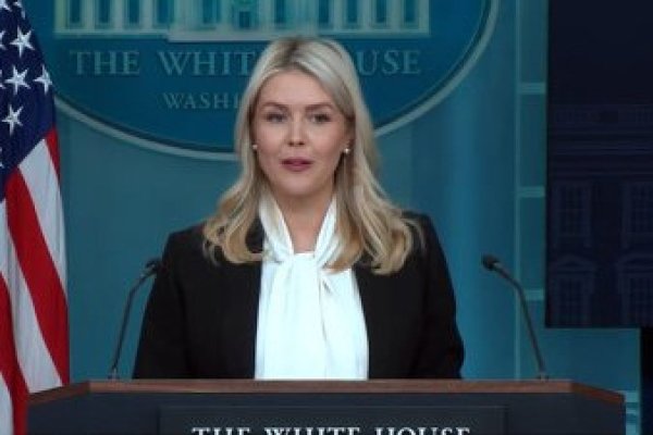 <p>Ahora en DF | Casa Blanca dice que el Gobierno español acordó "cooperar" con el Ejército estadounidense</p>