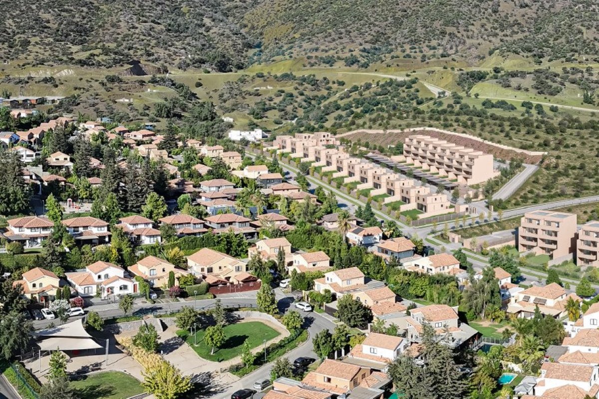 <p>Otra inmobiliaria rechaza nuevo plan regulador de Lo Barnechea: dice que es una regulación expropiatoria que elude compensación</p>