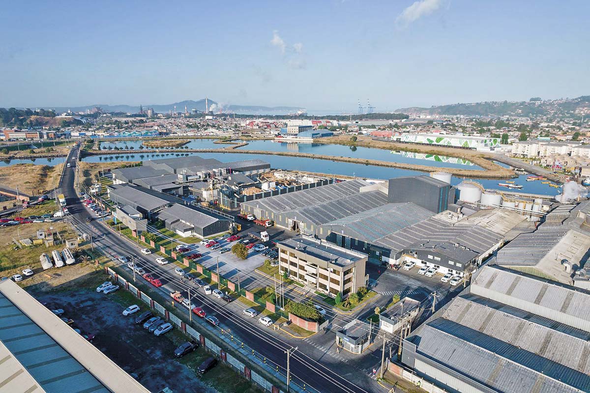 <p>Landes se suma a ofensiva judicial de pesqueras contra Ley de Fraccionamiento y exige indemnización de más de US$ 70 millones</p>