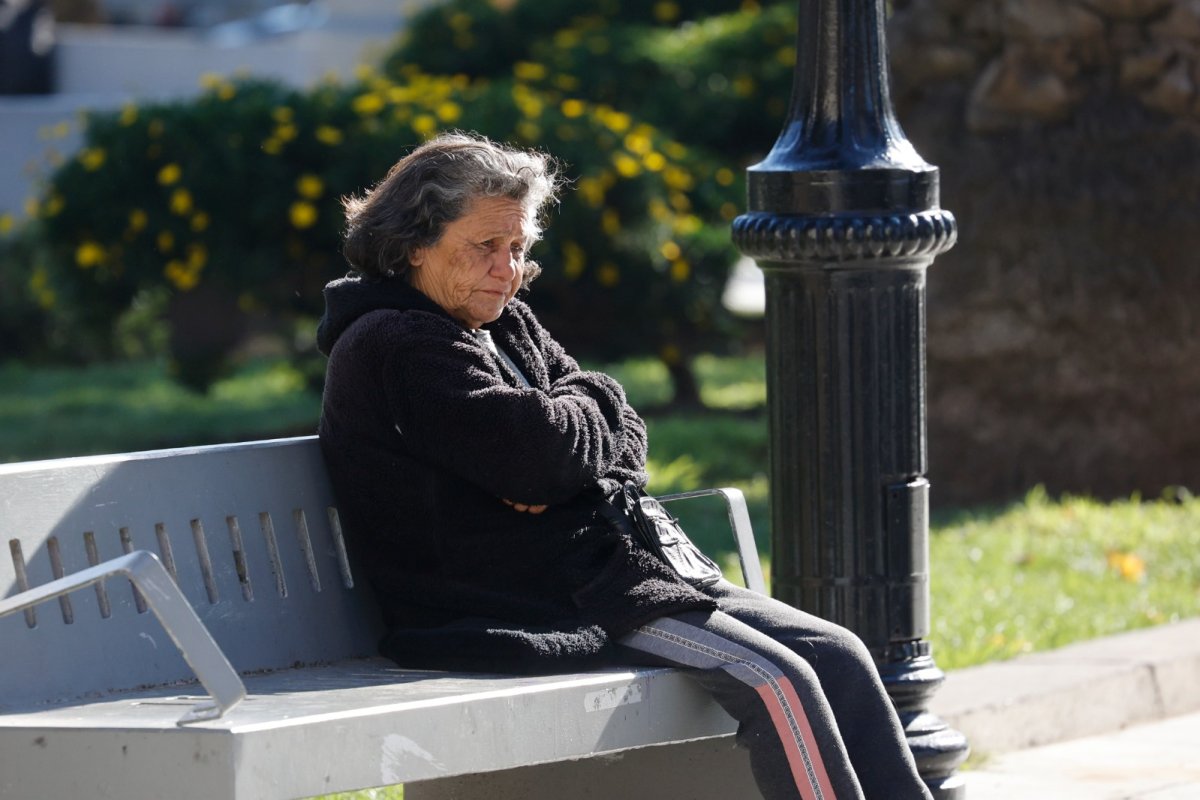 <p>Cotizan menos y viven más: el desafío estructural del ahorro previsional femenino</p>