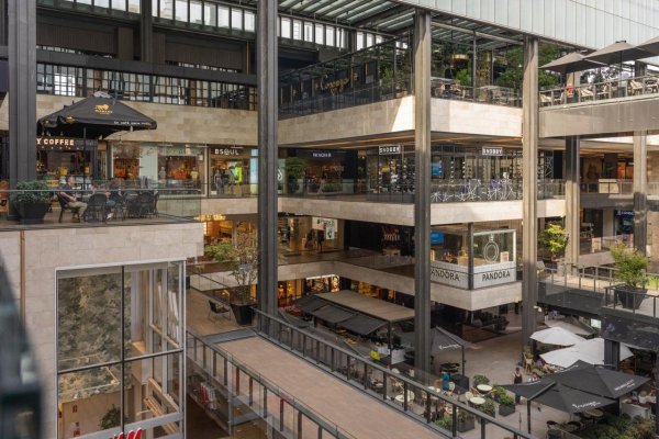 <p>Marcas europeas y un estudio premium de wellness: Los nuevos aterrizajes en Casacostanera</p>