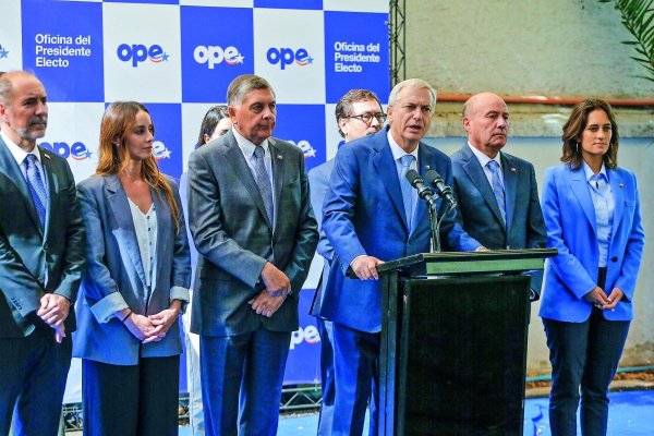 El (intenso e inédito) arranque del gobierno de Kast