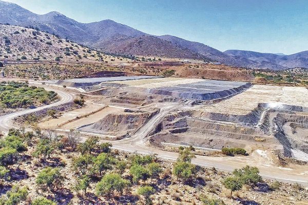 <p>Superintendencia de Insolvencia entra al ruedo y dispara contra venta de Minera Tres Valles</p>