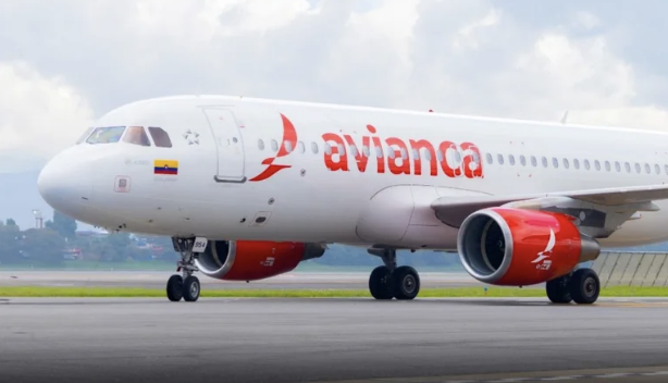 <p>Avianca anuncia cuatro vuelos diarios entre Bogotá y Caracas desde finales de marzo</p>