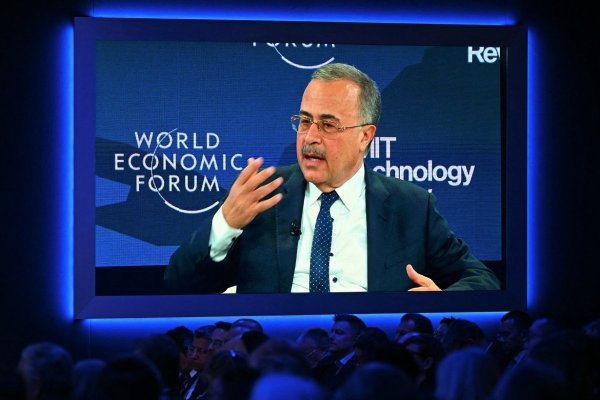 <p>Amin Nasser durante su participación en el WEF en Davos en enero. (Foto: Blooomberg)</p>