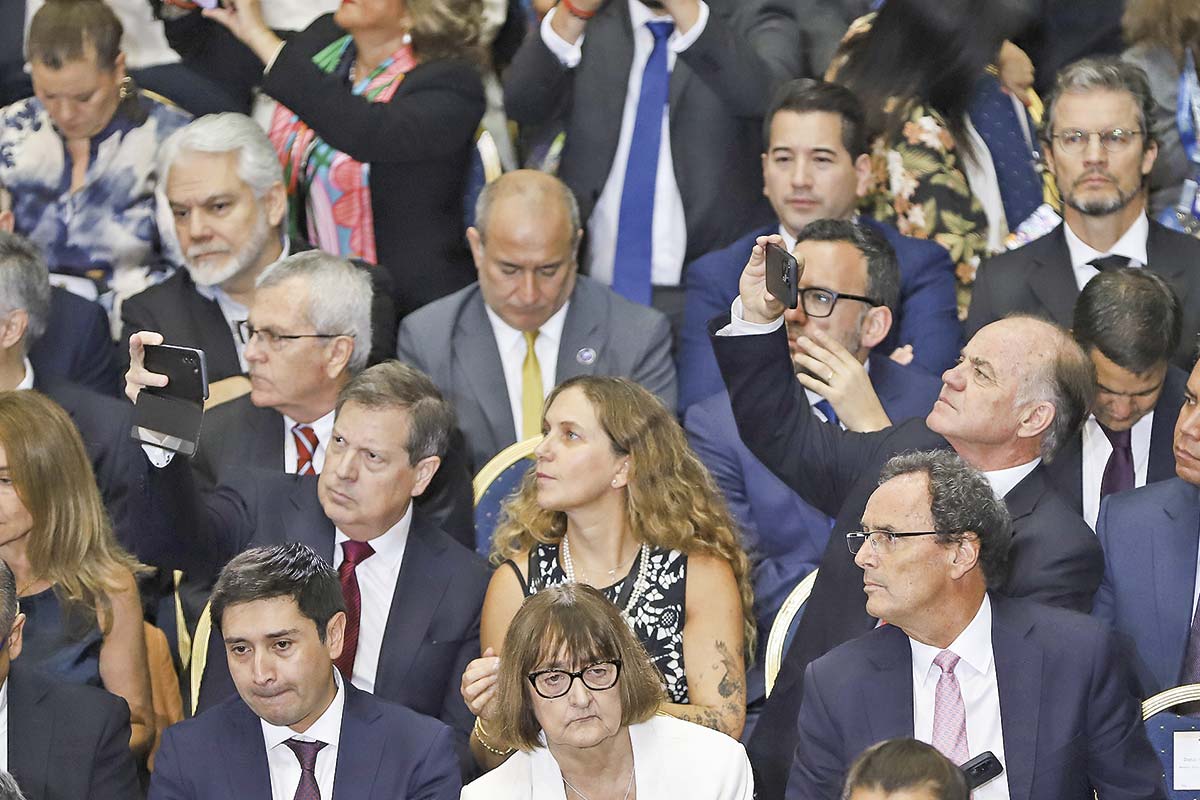 <p>Representantes de los gremios empresariales en el Congreso. Foto: Julio Castro.</p>