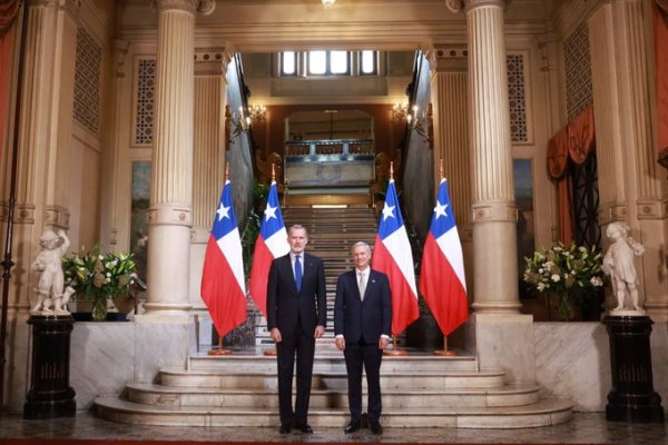 <p>El rey Felipe de España brindó por el futuro de Chile: “Trabajaremos codo a codo por el bienestar de todos”</p>