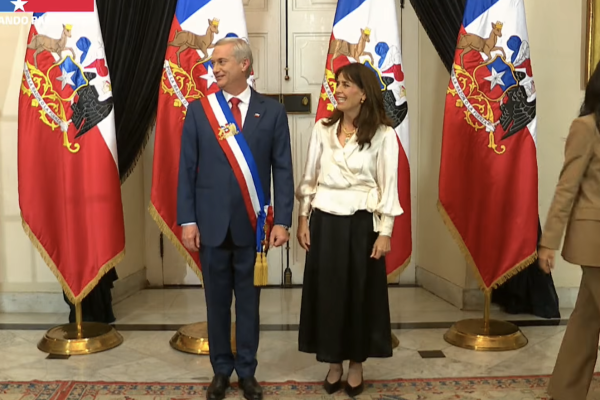<p>El negocio chileno de segunda mano que vistió a la primera dama en el cambio de mando</p>