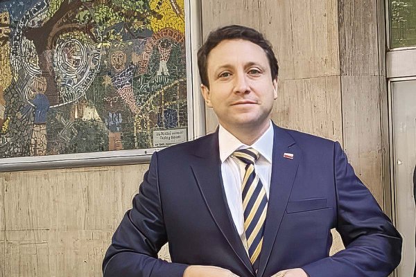 <p>40 horas: Gobierno descarta cambios en cronograma, pero adelanta revisión en temas de colación y control de jornada</p>