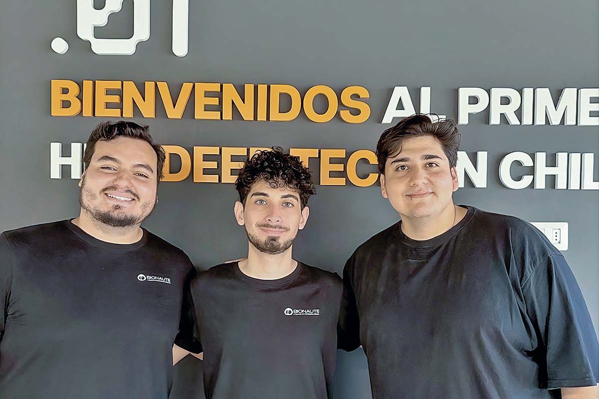 <p>Francisco Jara, Mateo Carvajal y Juan Varas, fundadores de Bionaute.</p>