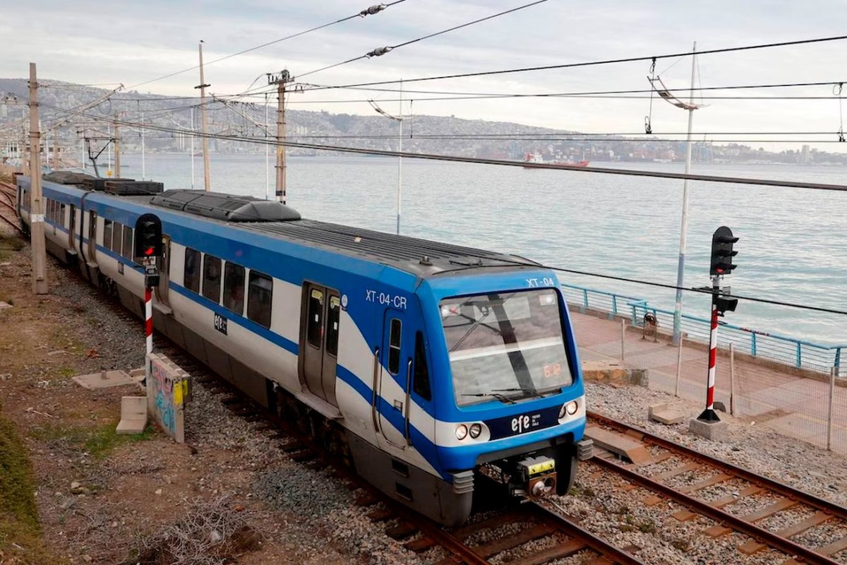 <p>Delegado de Valparaíso pone en duda viabilidad del tren Santiago – Valparaíso: “No estamos en condiciones de aportar subsidios"</p>