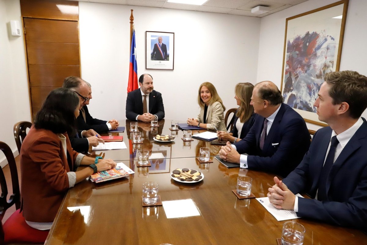 <p>Mundo empresarial sale a respaldar al Gobierno tras retiro de proyecto de negociación colectiva multinivel</p>