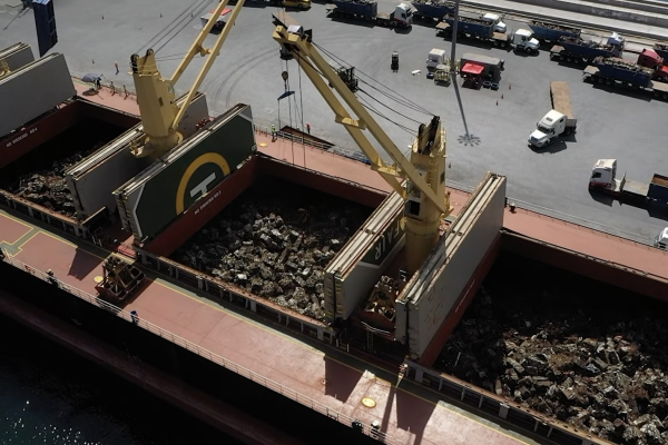 <p>Recmetal, operador de gestión de residuos de Iquique, concreta el mayor embarque de chatarra registrado en Chile</p>