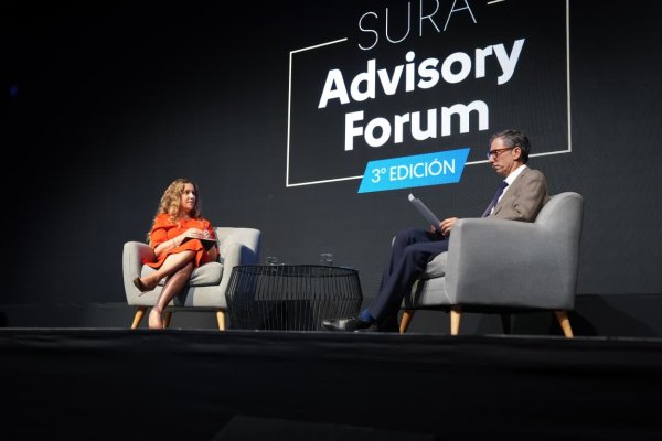 <p>Presidenta de la Sofofa hace un llamado a los empresarios a “atrevernos a soltar un poco ese freno de mano que llevamos teniendo apretado hace mucho tiempo”</p>