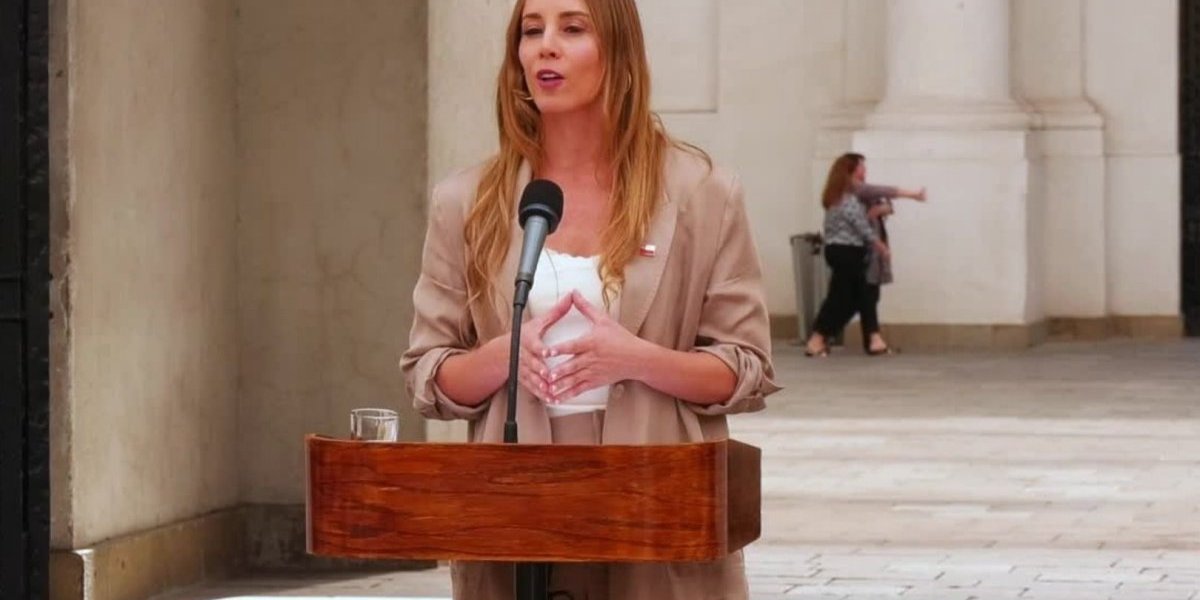 <p>Ahora en DF | Ministra Sedini por retiro de decretos medioambientales: "Hay que revisarlos porque pueden tener problemas"</p>