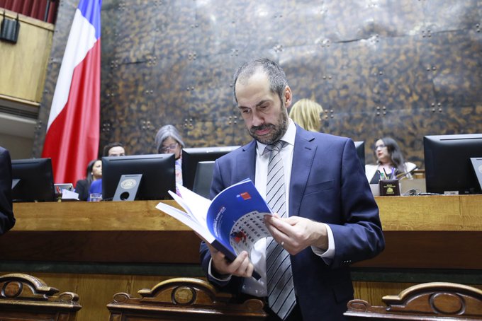 <p>Luego de round con Quiroz, exministro Grau celebra crecimiento del PIB en 2025 y ratifica que deuda pública dejó de crecer por primera vez en dos décadas</p>
