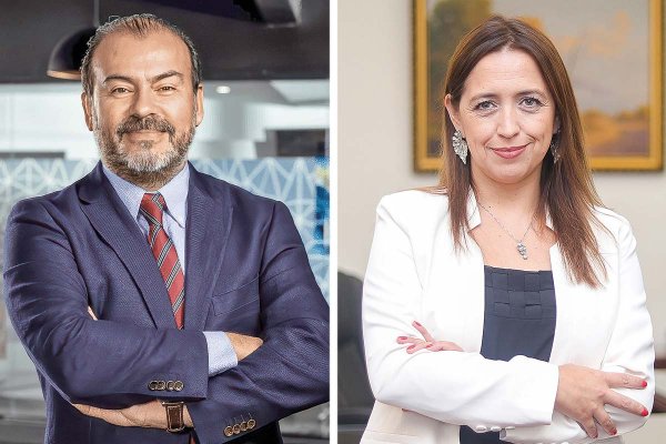 <p>Jorge Trujillo, nuevo director del SII. Carolina Saravia, directora (s) y subdirectora de Fiscalización del SII. Fotos: Verónica Ortíz y Archivo</p>