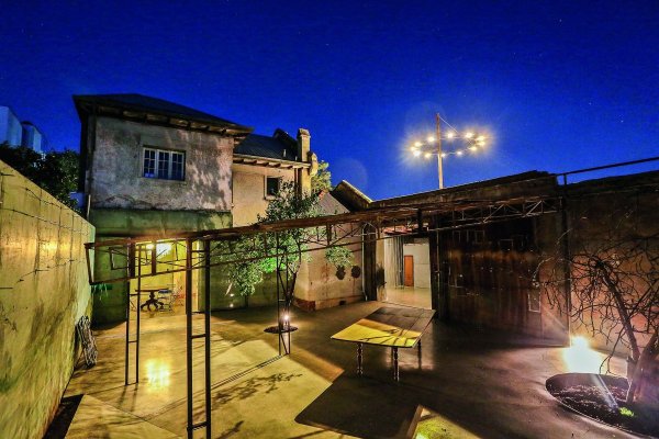 Mestizo en Barrio Italia: Cómo es el nuevo proyecto de Smiljan Radić en Santiago