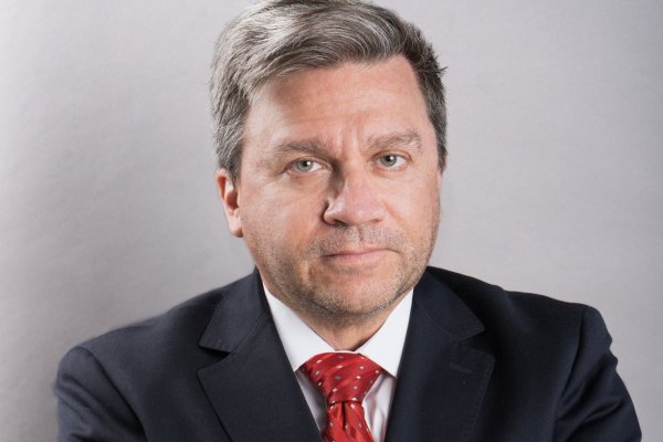 Laport Justiniano suma a Cristián Gamboa para potenciar área de litigios tributarios